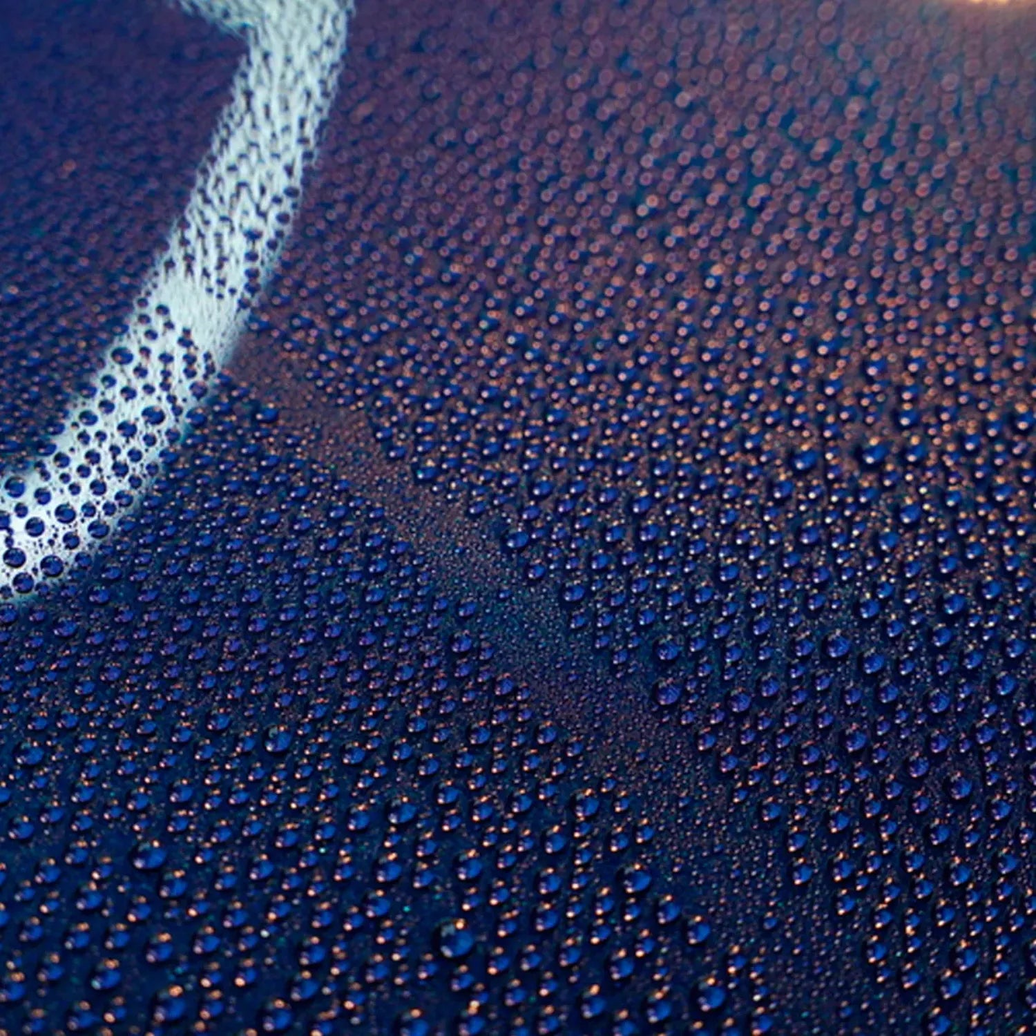 Vonixx Blend Ceramic Carnauba Wax delivering deep mirror-like gloss on vehicle clear coat